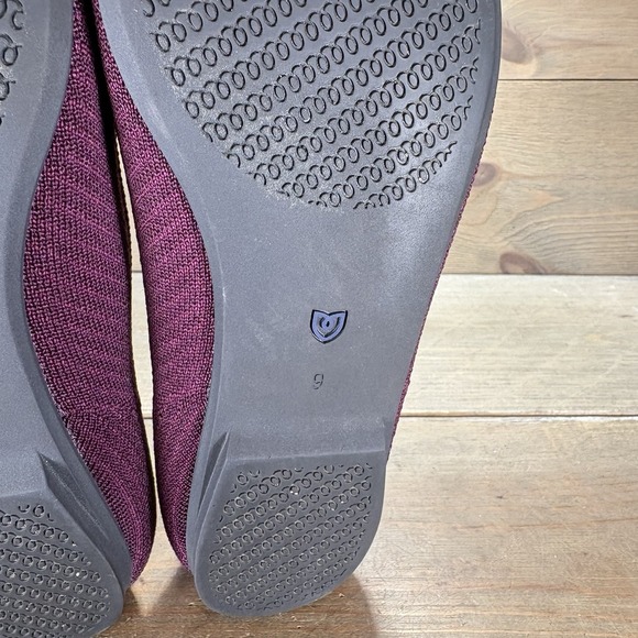 rothys womens size 9 shoes purple slip on almond work loafers flats - Picture 5 of 8